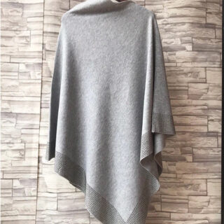 Poncho châle long détail diamant pour femme